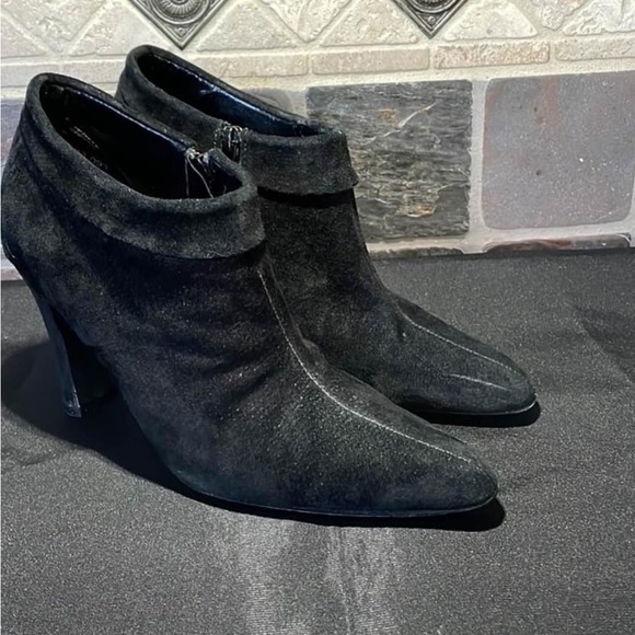 EC Colin Stewart black suede ankle boots size 7 only worn a few times - Picture 2 of 8